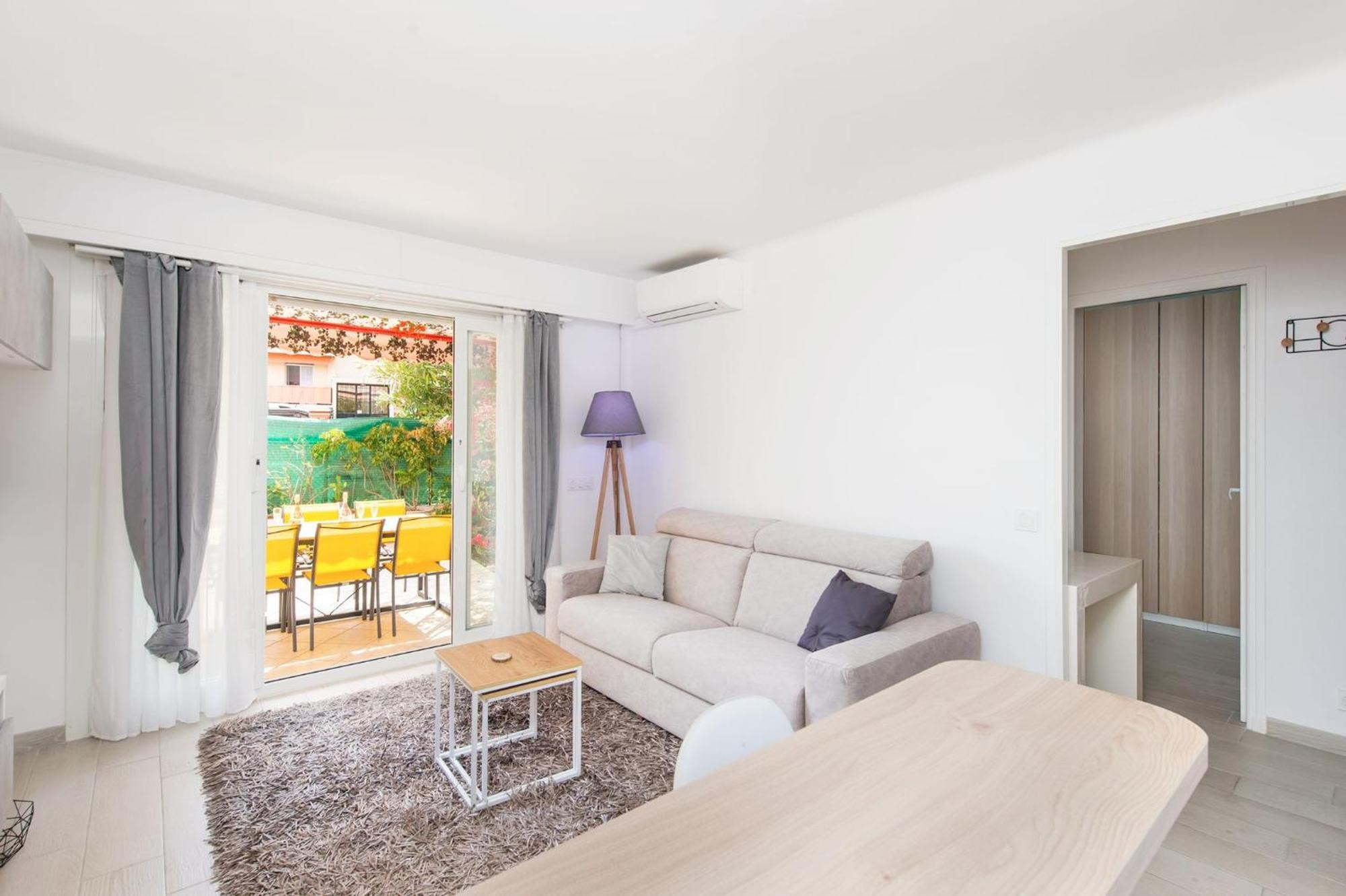 רוקברון-קאפ-מרט Appartement Carnoles Pres Des Plages מראה חיצוני תמונה